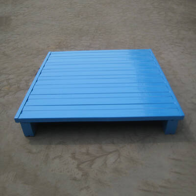 Lightweight and sturdy chassis steel pallet for warehouse goods storage. Standard steel pallet, excellent goods storage equipment.